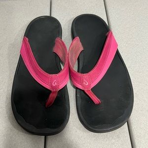 OluKai Ohana Women’s Beach Sandals